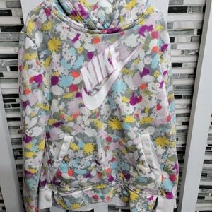 Girls Nike hoodie sweatshirt in a size Med (8)